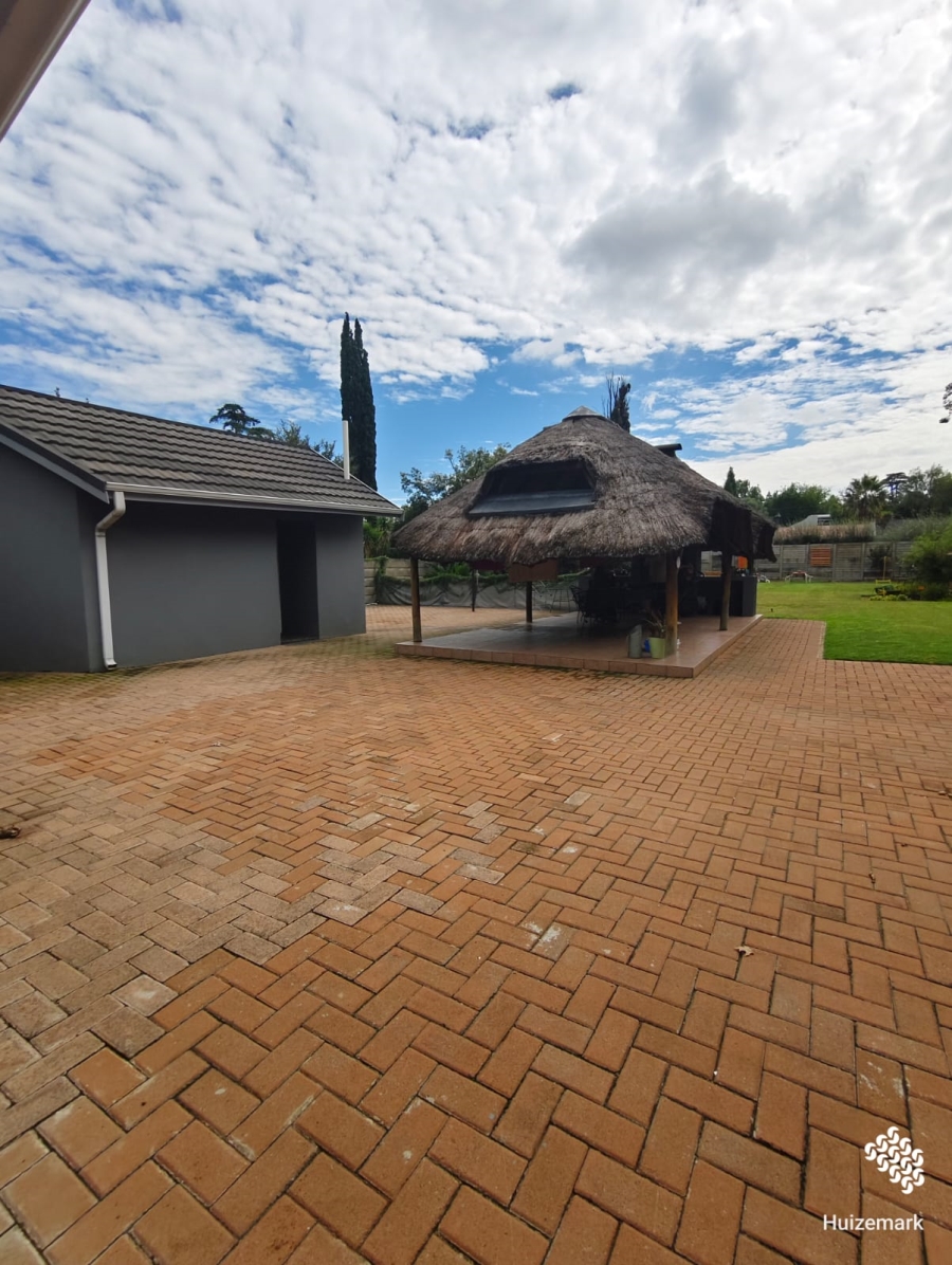 5 Bedroom Property for Sale in Sasolburg Ext 4 Free State